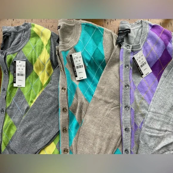 {SOLD!!}•NWT•{3} New York & Company Argyle Cardigan Bundle - Picture 4 of 13